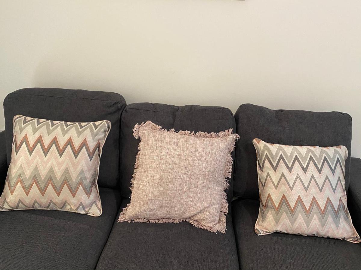 Apartment 1 Bedroom Lovely In Salford Quays Free Street Parking Subject To Availability Manchester